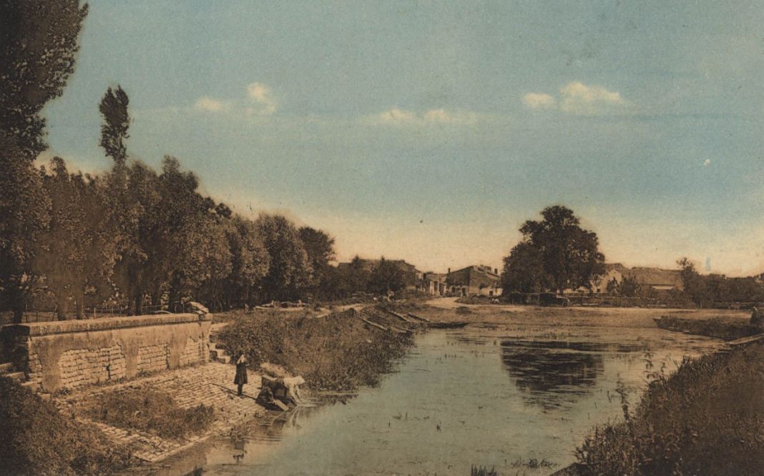 Lavoir, rue du Port