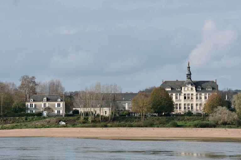 Petit séminaire dit collège des Petits-Clercs, puis maison de retraite de prêtres dit établissement diocésain de Béhuard