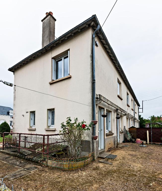 Station de la ligne des tramways de la Sarthe du Mans à Mamers puis lotissement concerté, 12-14 rue de Horncastle et 2-22 Rue Léo Delibes.