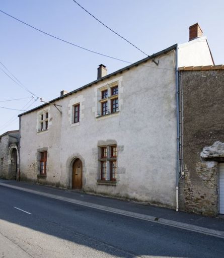 Logis dit maison Rousseau de la Brosse, 9 rue Sophie-Trébuchet