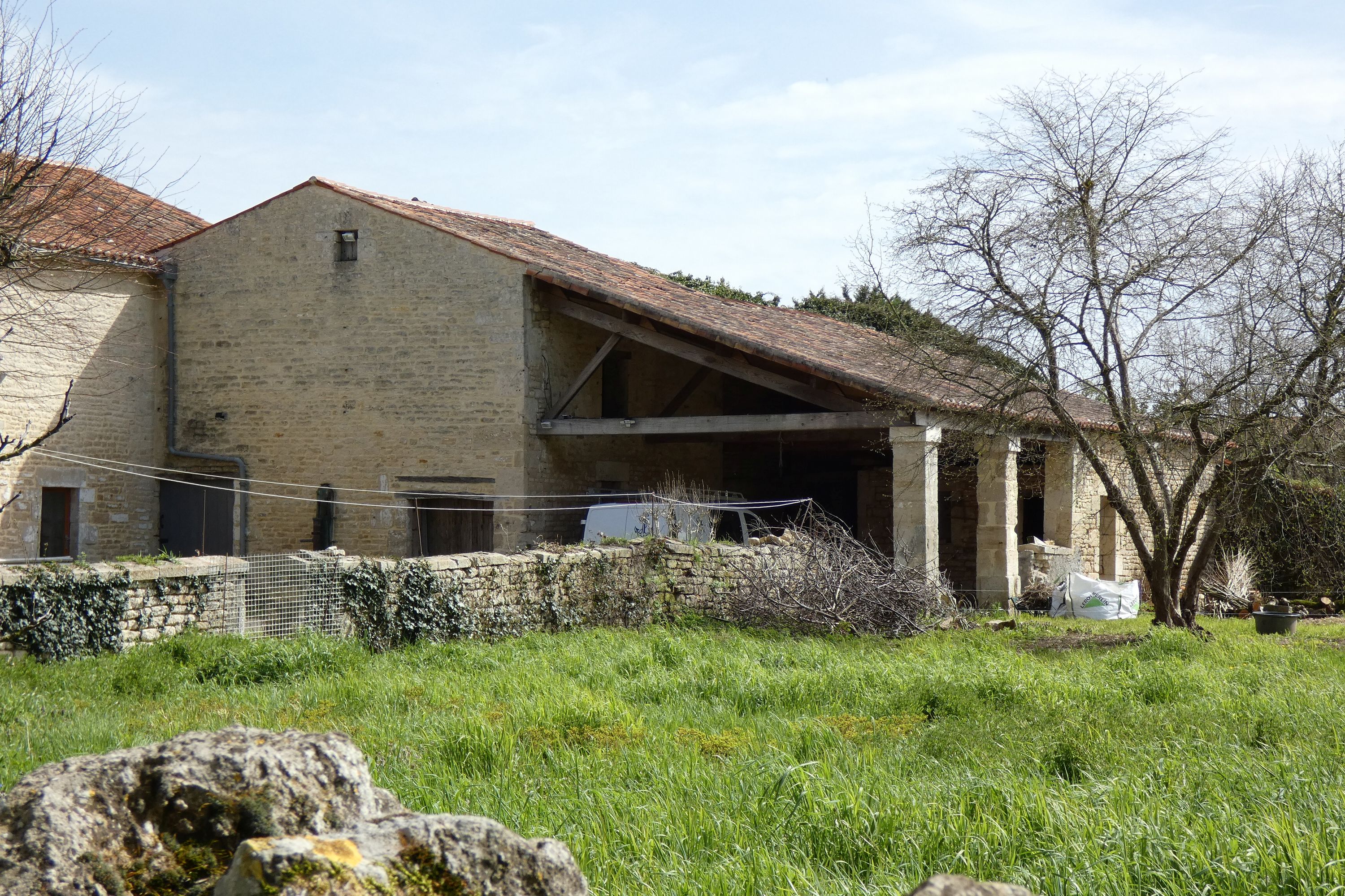 Ferme, magasin de commerce, actuellement maison, 45 rue du Port