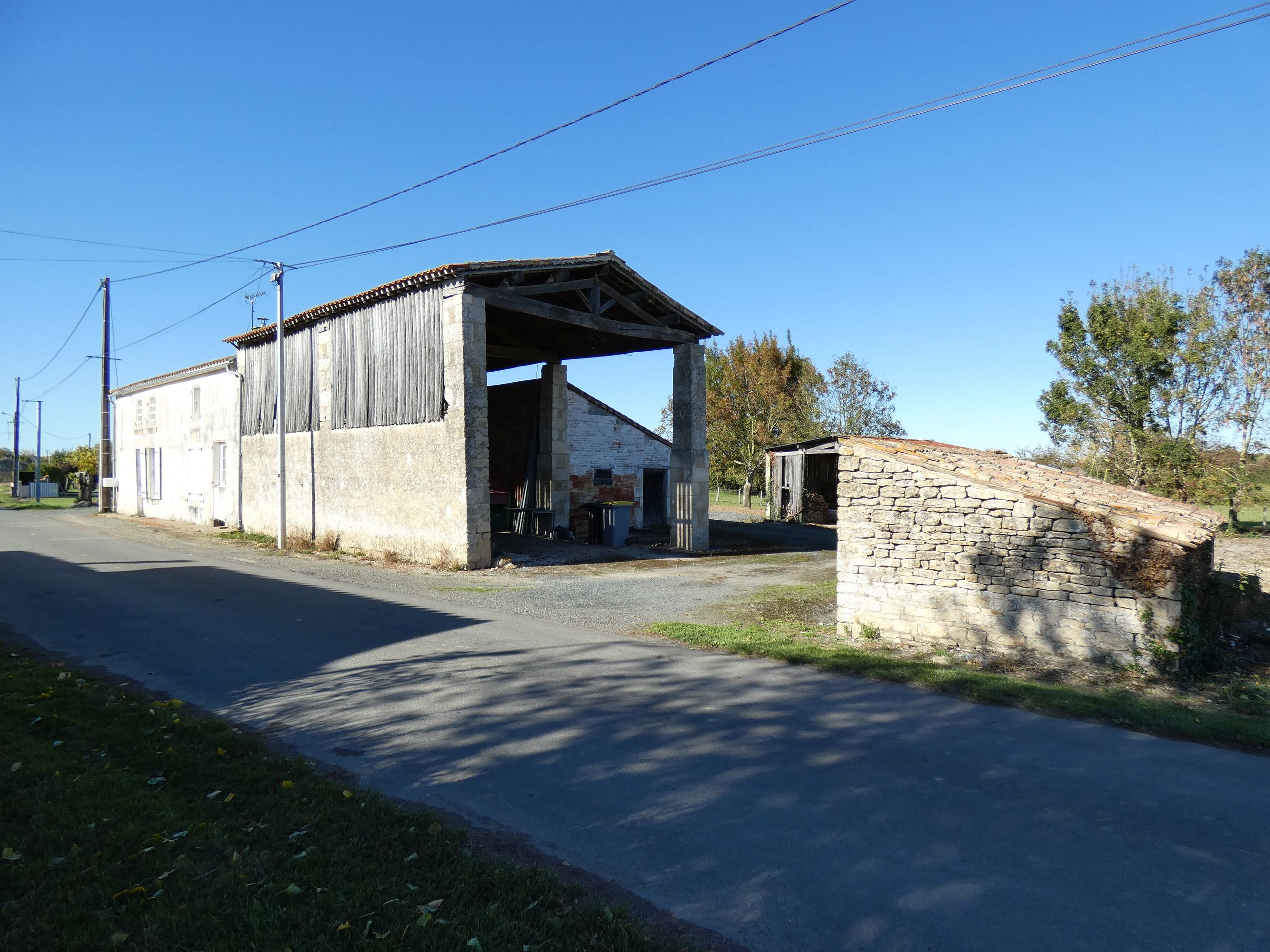 Ferme, actuellement maison, 24 Bois Charrie