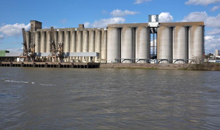 Silos portuaires d'exportation de céréales, 35 rue des Usines