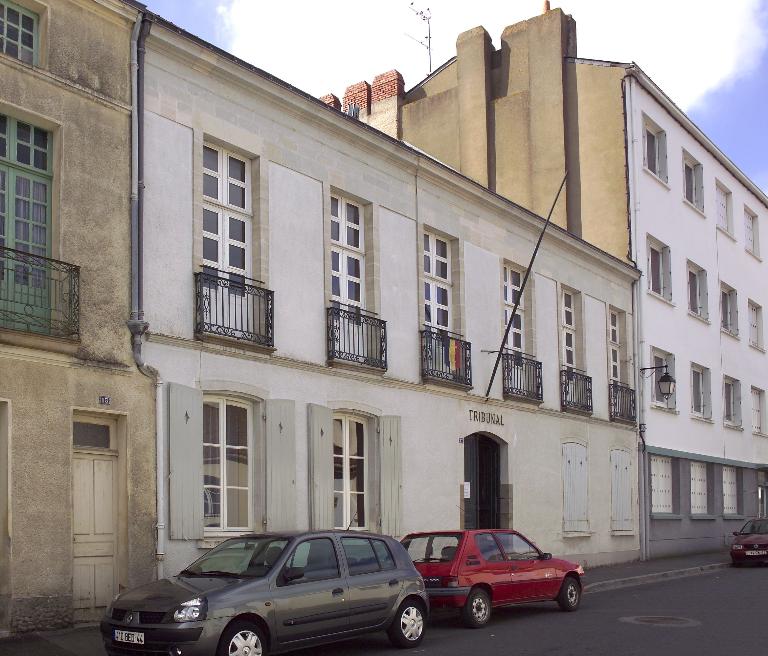 Maison, tribunal, maison, 17 rue Pierre-Jubau, Paimbœuf