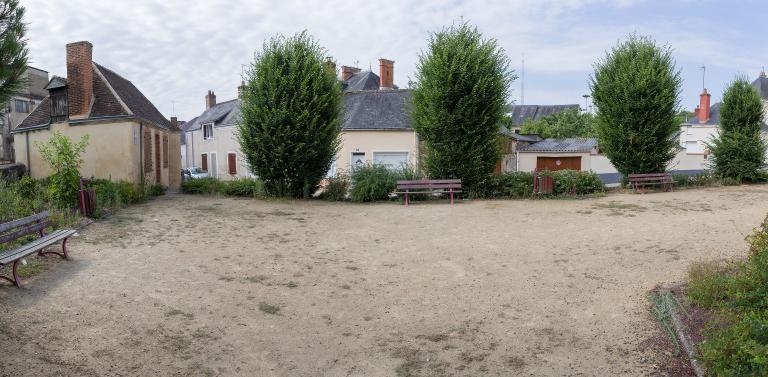 Bourg de Connerré : cité intra-muros