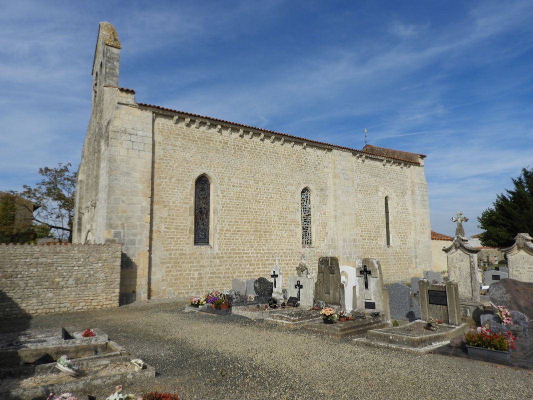 Chapelle templière puis église paroissiale Notre-Dame de Puyravault