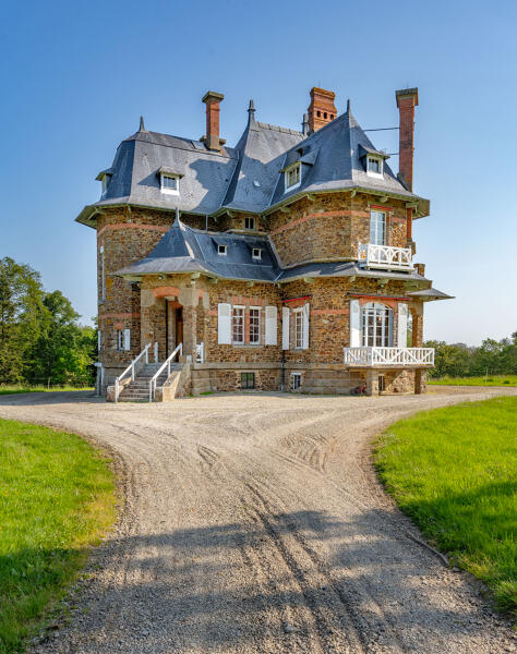 Demeure de villégiature dite cottage ou château