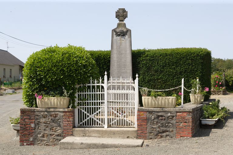 Monument aux morts - R.D. 144 de Vaiges à Jublains, Saint-Léger