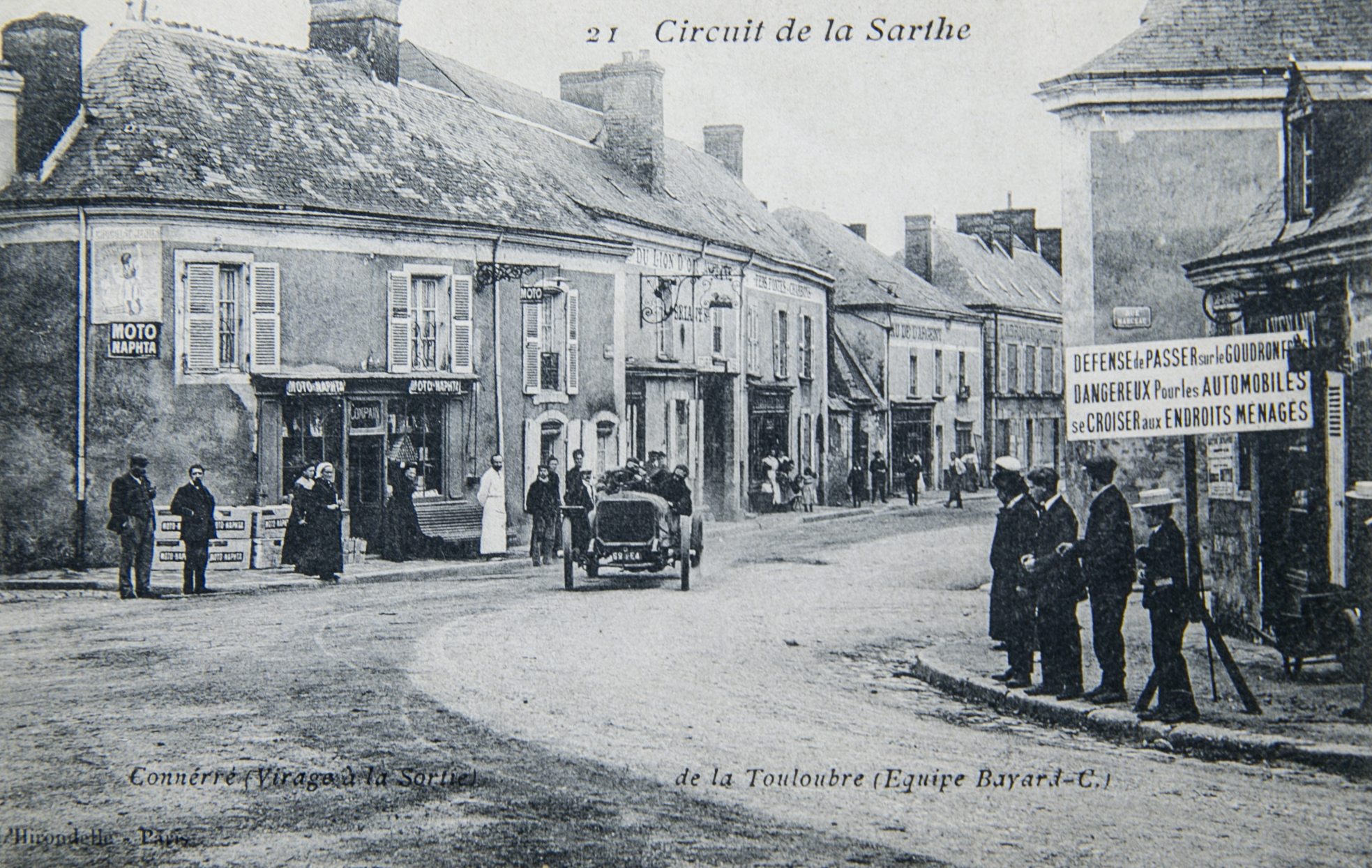 Bourg de Connerré : faubourg du Lion (d'or) et avenue Carnot