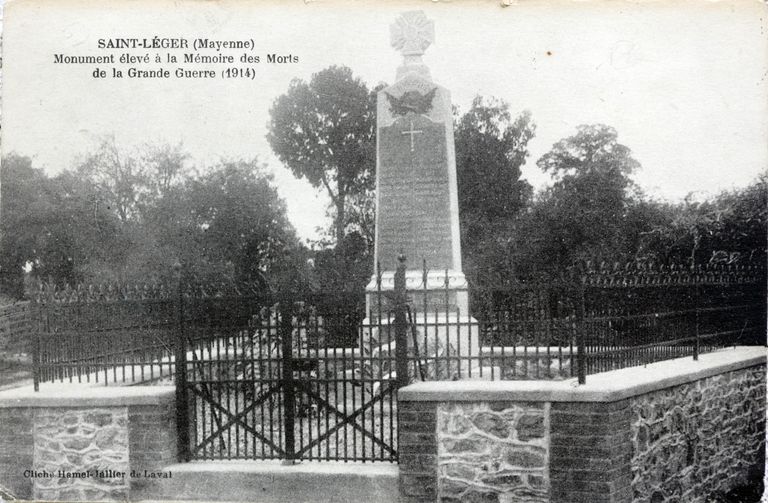 Monument aux morts - R.D. 144 de Vaiges à Jublains, Saint-Léger