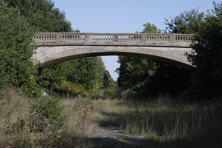 Pont-route en béton armé