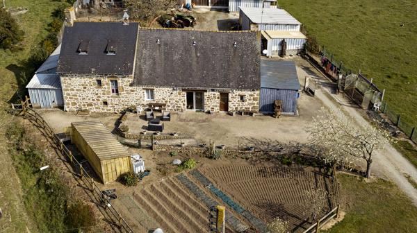 Manoir et ferme de la Monnerie