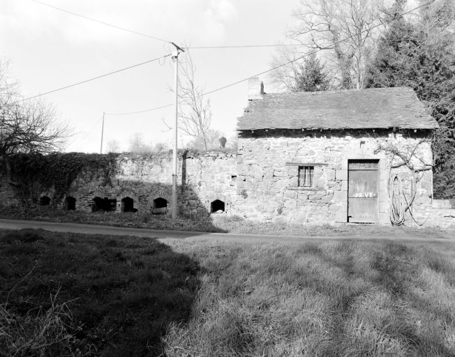 Moulin à farine, puis minoterie, actuellement maison - la Nourrière, Andouillé