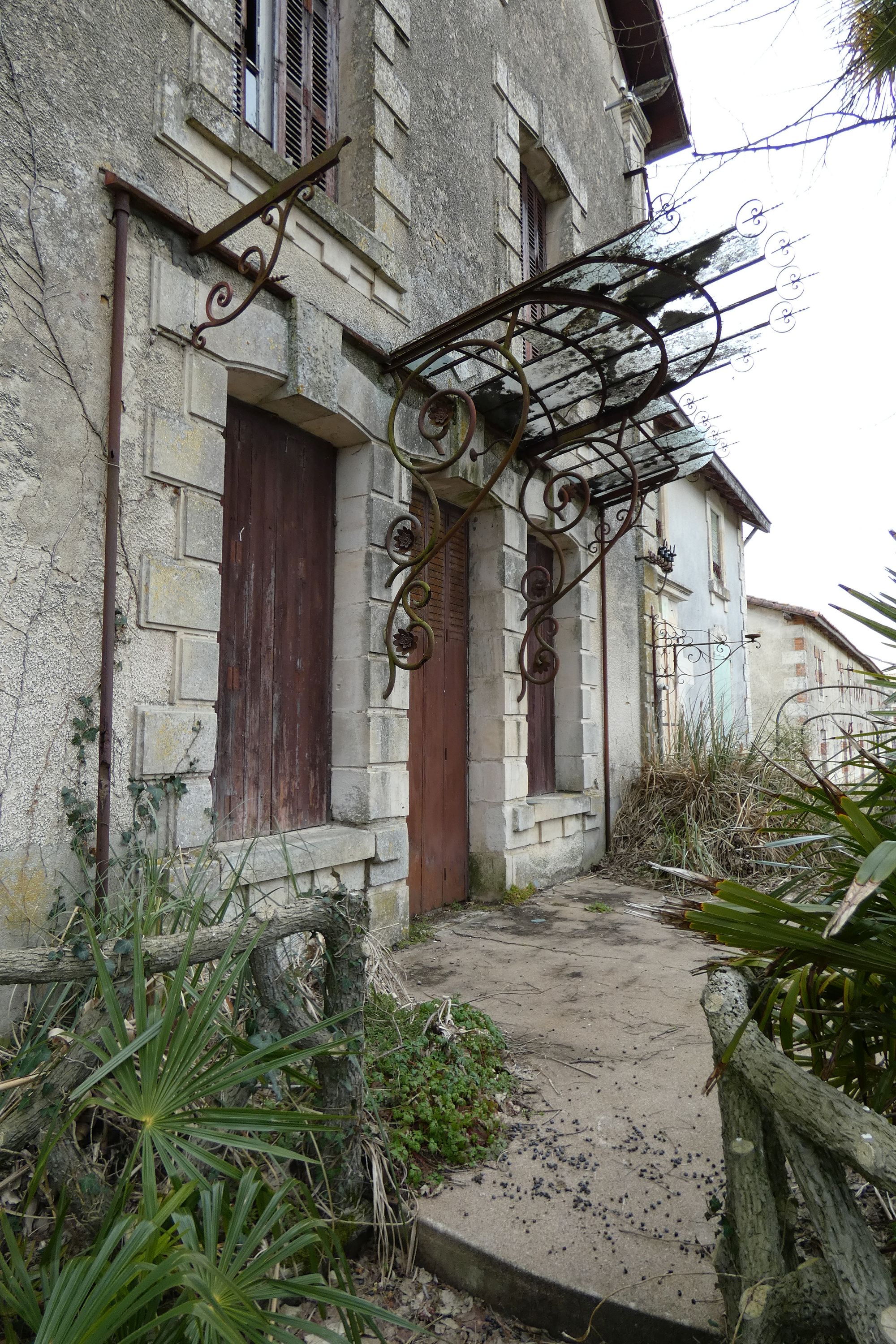 Ferme dite la Cour de Cellette, actuellement maisons, 90 et 94 rue de la Frémondière