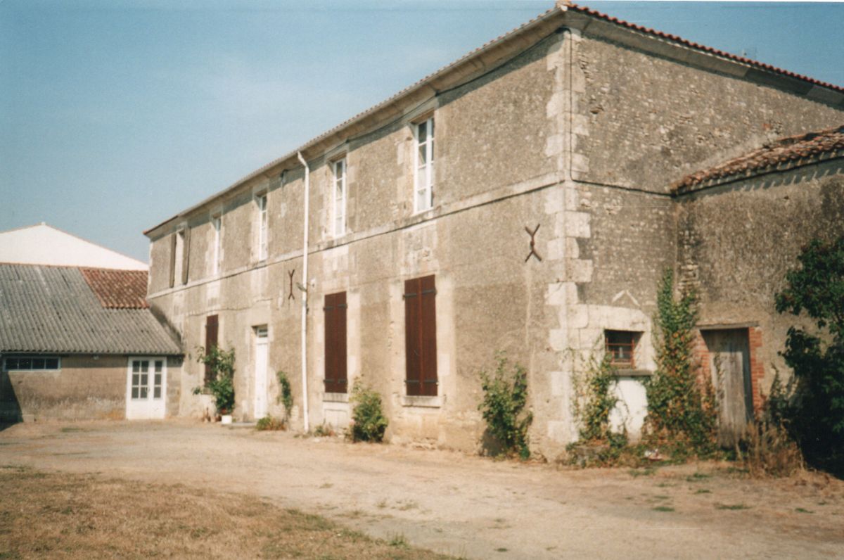 Presbytère et salle des fêtes (disparus)