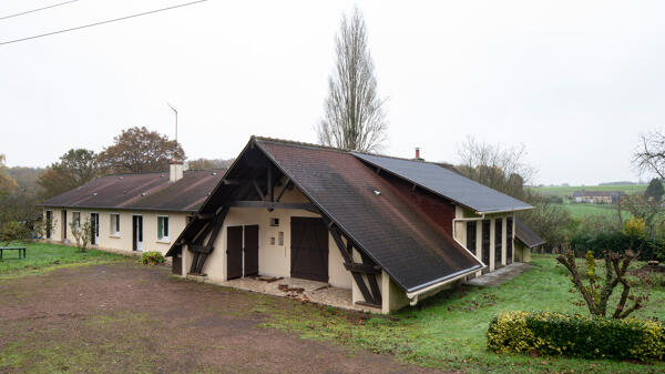 Chapelle et habitat communautaire de la Maison du pain