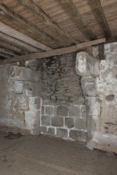 Hameau, château et motte castrale de la Grivellière