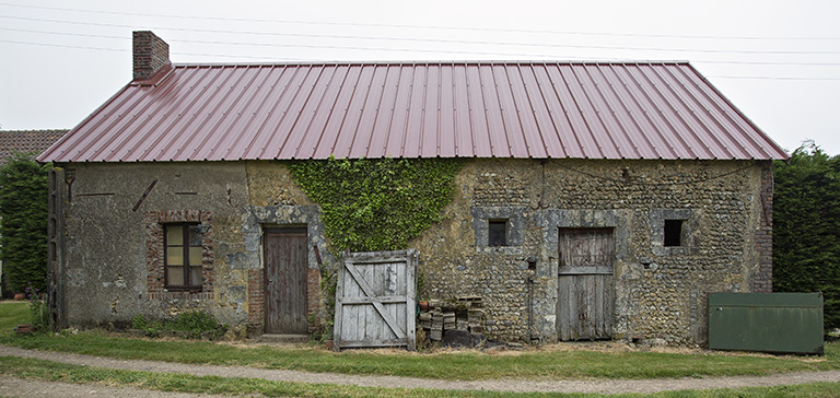 Maison, le Tertre