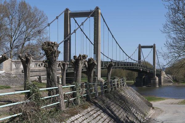 Pont routier de Bouchemaine