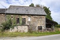 Hameau, château et motte castrale de la Grivellière