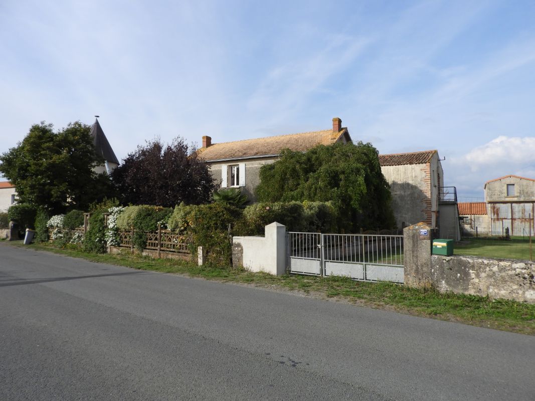 Moulin dit le moulin Galerne, ferme, actuellement maison