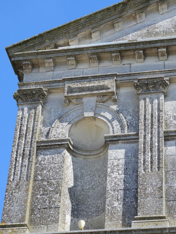 Eglise paroissiale Saint-Hilaire de L'Île-d'Elle