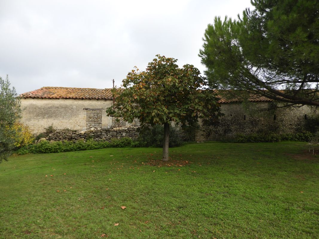 Commanderie, actuellement maison et ferme