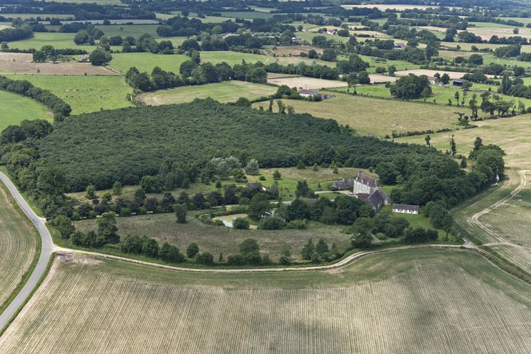 Saint-Georges-du-Rosay, présentation de la commune