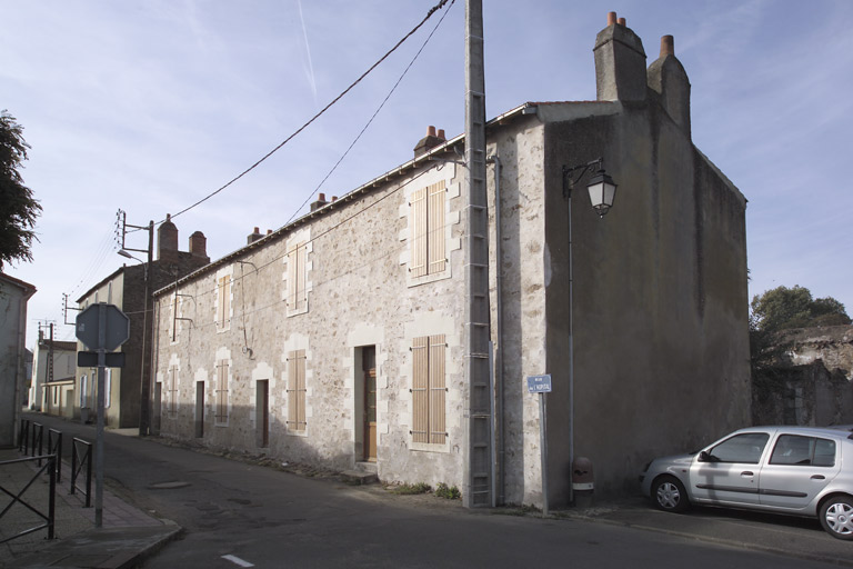 Îlot 14, 5 à 15 rue de l' Eglise ; 2 à 20 rue de la Vierge ; 10 à 22 rue de l' Hôpital ; 5 à 25 rue Saint-Gilles, Paimbœuf