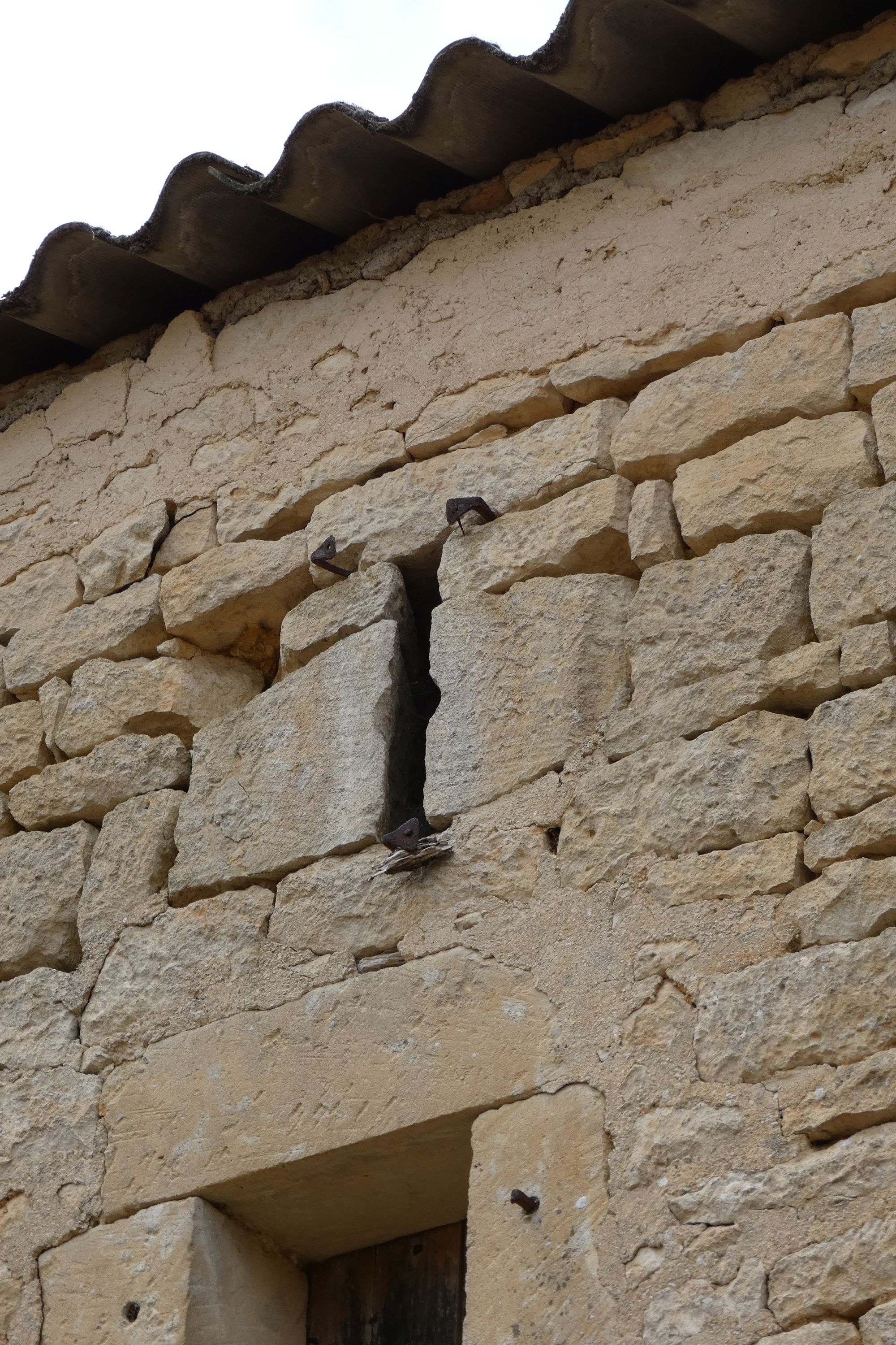 Demeure dite le Logis d'Aziré, actuellement maison, 44 chemin de la Chapelle