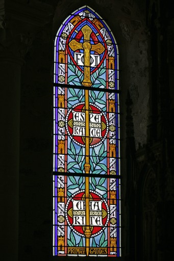 Ensemble d'1 verrière décorative et de 2 verrières historiées : les vertus théologales, messe de saint Martin, mort de saint Martin (baies 0 à 2) - Église paroissiale Saint-Martin, Moulay