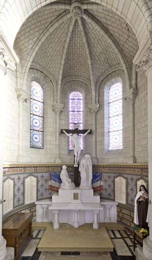 Monument aux morts, église paroissiale Saint-Martin de Pont-Saint-Martin