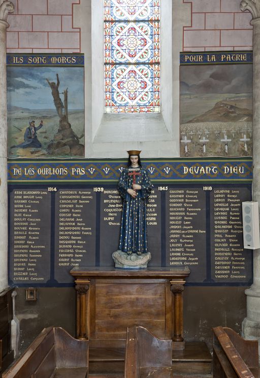 Monument aux morts, église paroissiale Saint-Martin de Grez-en-Bouère