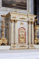 Maître-autel et tabernacle - Église paroissiale et prieurale Notre-Dame, Saulges