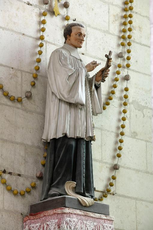 Statue de saint Louis-Marie Grignion de Montfort