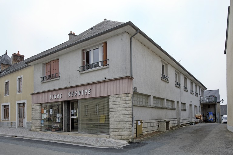 Maison, puis hôtel du Cheval Blanc, puis maison - 4 rue des Deux-Églises, 1-3 impasse du Plessis, Saulges