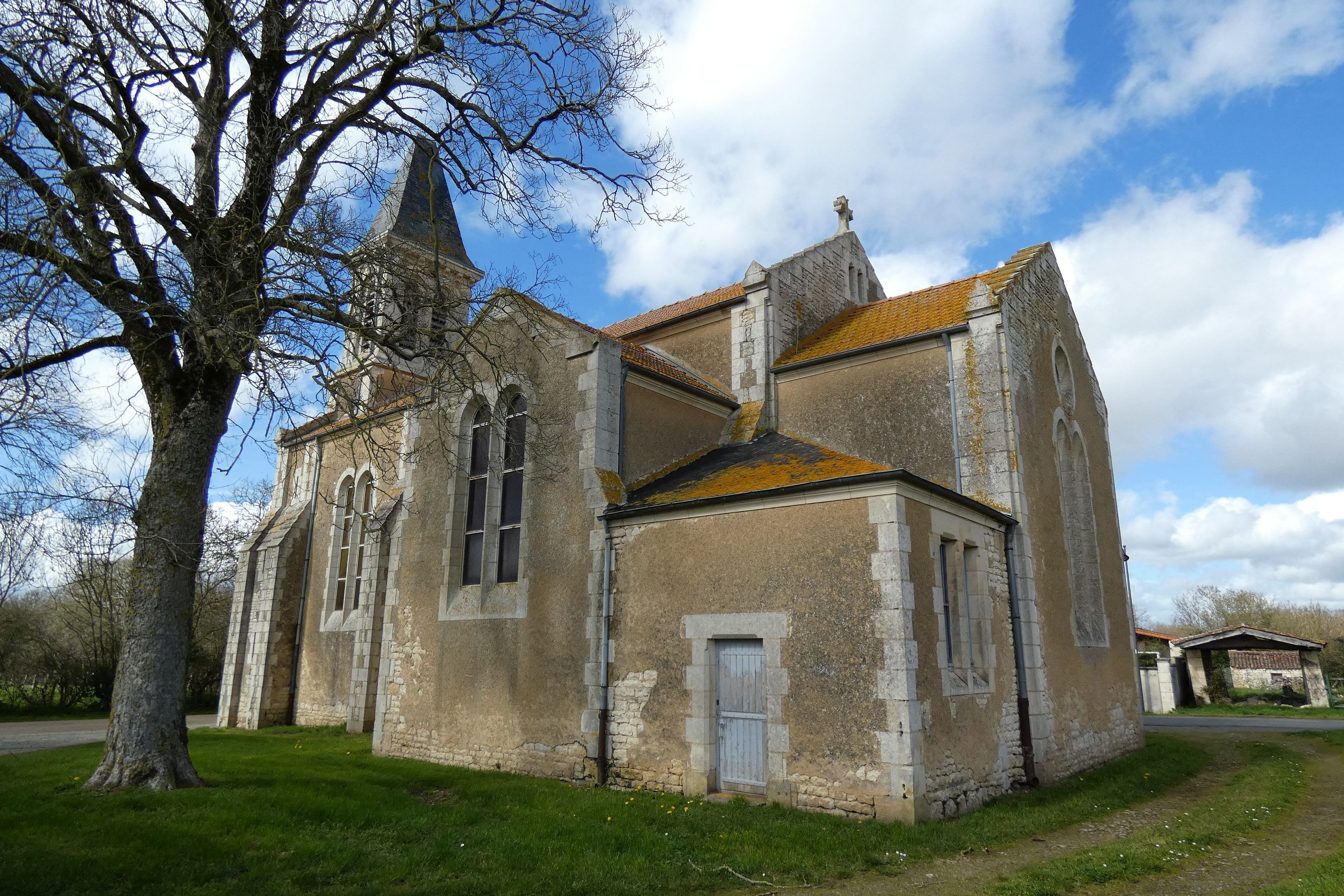 Eglise de Sainte-Christine, place Gabriel-Delaunay