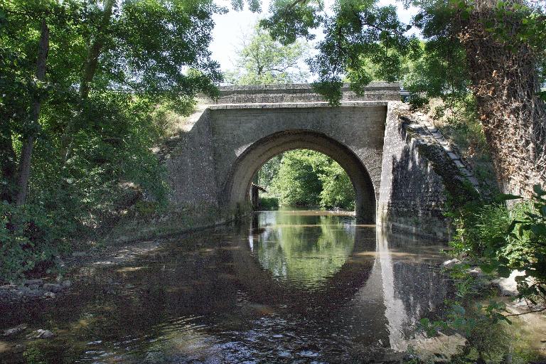 Pont, près de l'Arrondeau