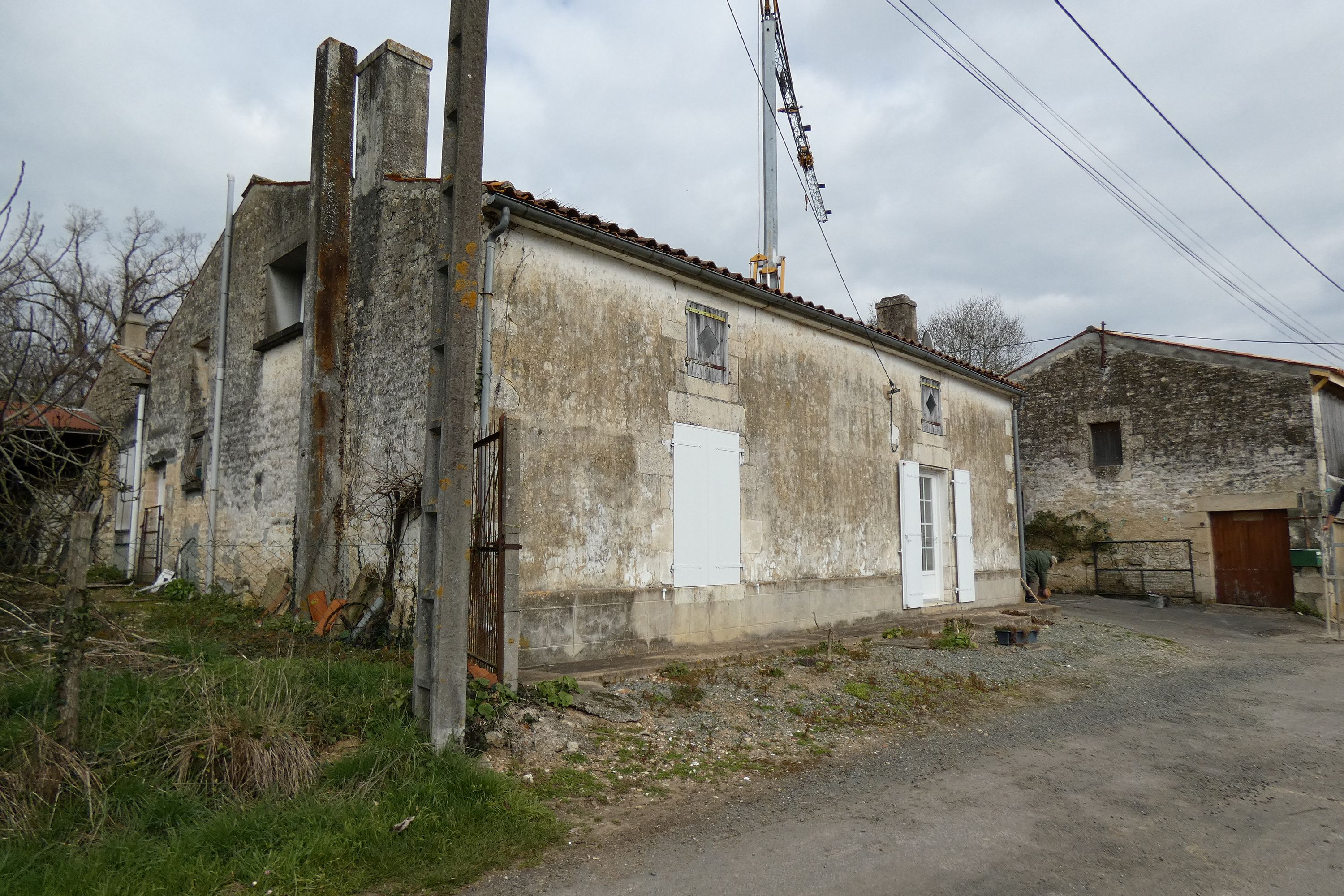 Ferme, actuellement maison, 25 et 27 rue du Bas-des-Eaux