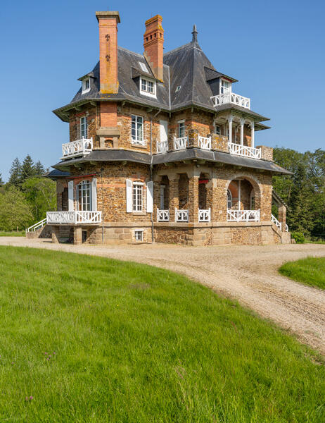 Demeure de villégiature dite cottage ou château