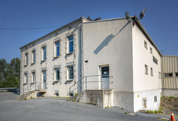 Demeure de villégiature dite château, actuellement fromagerie industrielle, le Bois-Belleray