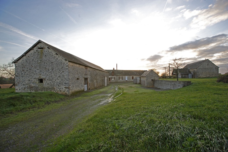 Ferme, puis écart - les Bignonnets, Saulges