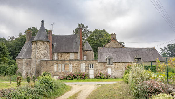 Maison de maître dite château, les Yvets