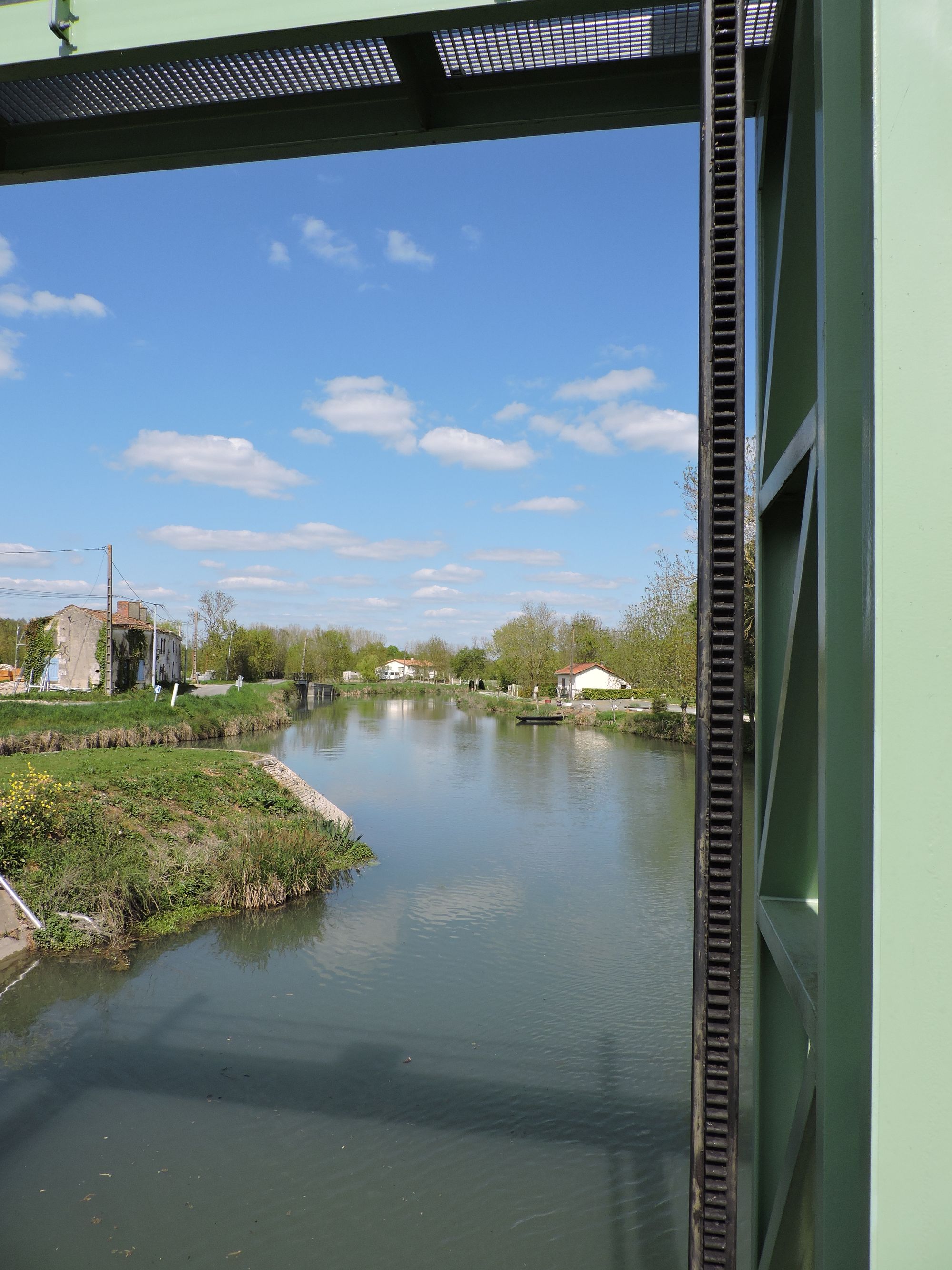 Barrage éclusé de la Vieille Sèvre à Bazoin