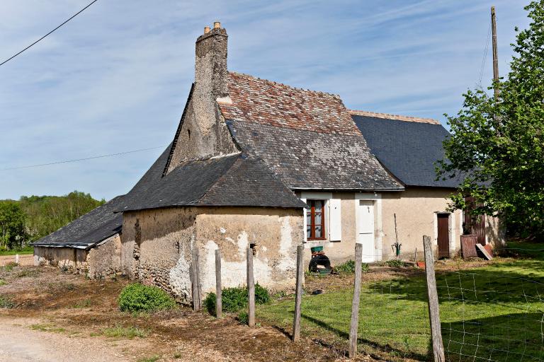 Écart, actuellement maison, la Housselière