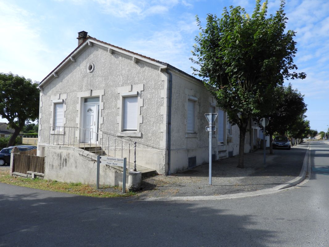 Café dit Café de la Gare, actuellement maison, 15 et 17 avenue de la Gare