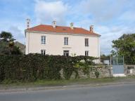 Demeure, ferme, actuellement maison ; 1 rue Saint-Pient