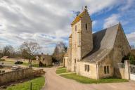 Sceaux-sur-Huisne : présentation du bourg