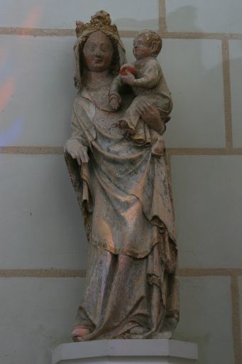 Statue 1 : Vierge à l'Enfant