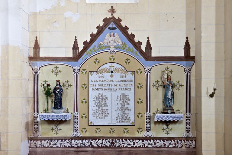 Monument aux morts, église paroissiale Saint-Georges de Gesnes